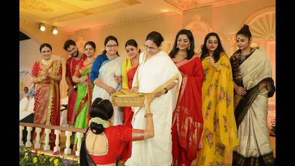 Kolkata's Durga Puja Carnival Showcases 89 Committees While Junior Doctors Protest Nearby