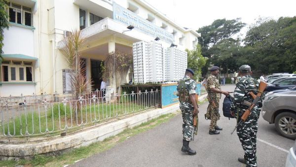 Karnataka MUDA Case: ED Conducts Raids Amid Land Allotment Row Involving CM Siddaramaiah