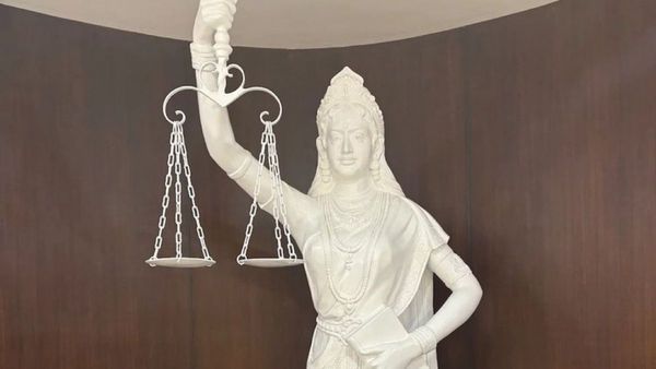 Breaking Tradition: Supreme Court Unveils New Justice Statute Without Blindfold