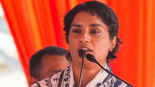 Vinesh Phogat Responds To Sakshi Malik's 'Greed' Claims Amid Wrestling Controversy