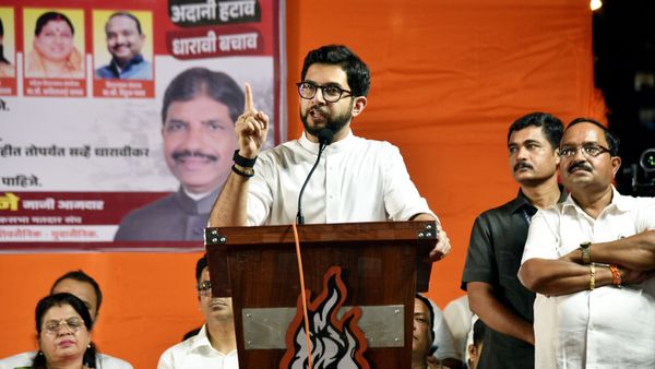 Sena UBT's Aaditya Thackeray Leads Shinde Sena's Milind Deora In High-Stakes Worli Battle