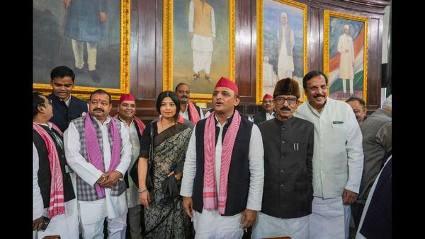 Akhilesh Yadav Seeks Supreme Court Action on Alleged Police Threats to Sambhal Victim's Family