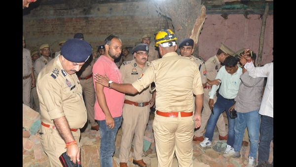 Bareilly Police Conducts Night-Time Operation, Arrests 271 History-Sheeters Across Four Districts