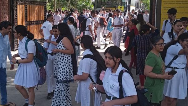 Delhi Schools Shift To Hybrid Mode For Grades Up to 12th