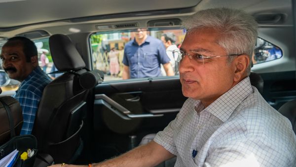 Who Is Kailash Gahlot, Senior Delhi Minister Who Resigned From AAP?