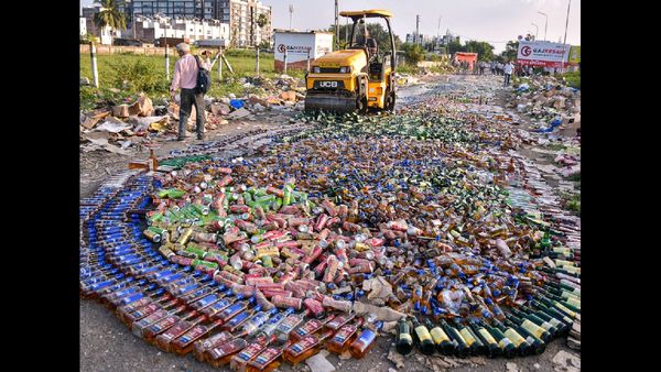 Uttarakhand Police Uncover Illicit Liquor Factory in Nainital, Arrest One Suspect