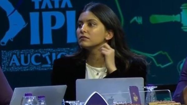 IPL Auction 2025: Juhi Chawla’s Daughter Jhanvi Mehta Chic Look Takes Center Stage, Fans Asks Who Is She?