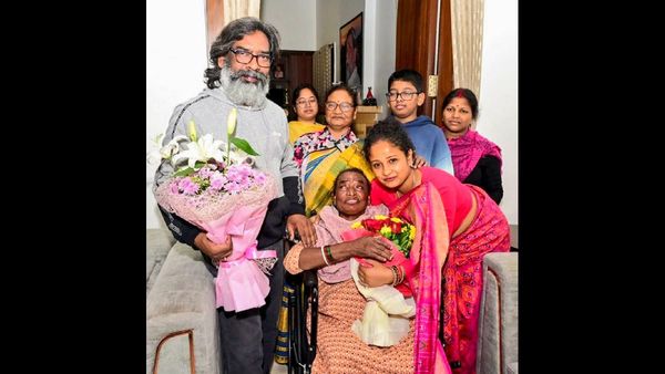 Hemant and Kalpana Soren Drive JMM's Success in Jharkhand Elections