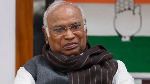 Congress To Campaign Against Use Of EVMs; Kharge Calls For Ballot Paper Voting Return