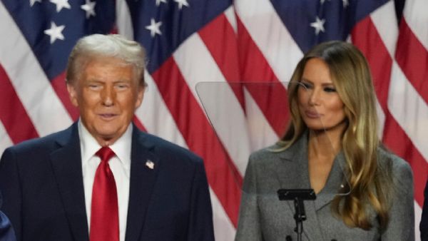 Russian Media Airs Melania Trump's Unclad Photos After Trump's Election Win