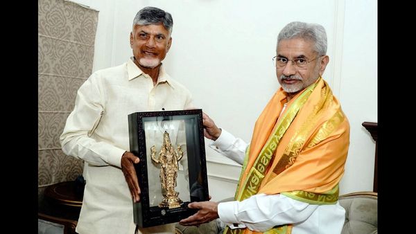 Centre Endorses N Chandrababu Naidu's Proposal for Godavari-Pennar River Interlinking Project