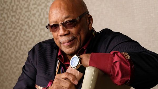 Who Is Quincy Jones? Wins 28 Grammys-Beats Rihanna, Taylor Swift, & Kanye Without Singing!