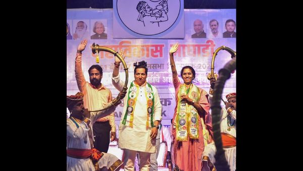 Sharad Pawar Criticises Mahayuti Government for Alarming Rise in Crimes Against Women in Maharashtra