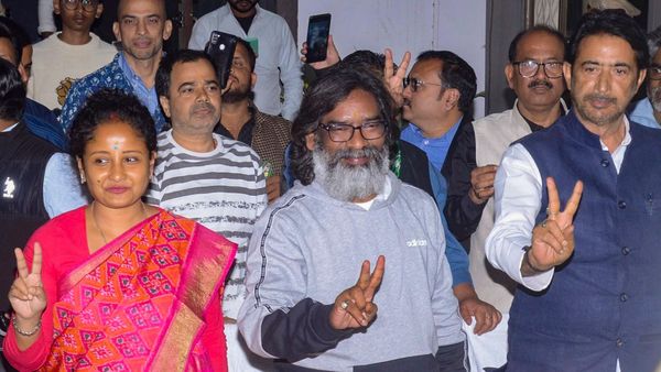 Hemant Soren To Take Oath As Jharkhand CM On November 26, INDIA Bloc Leaders To Attend: Reports