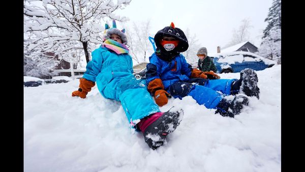 Winter Storm Disrupts Life as Tens of Thousands Lose Power in New Mexico and Colorado