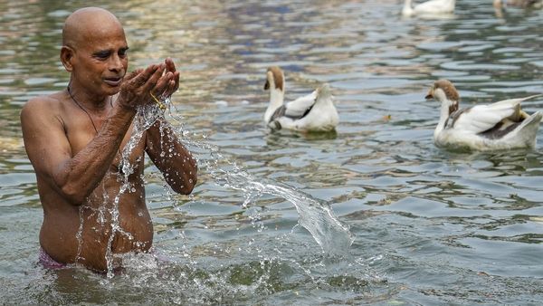 Banganga Tank Restoration: BMC Approves Bund Wall And Gate Valve Installation