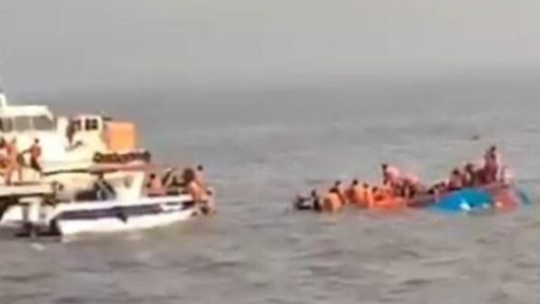Mumbai Boat Tragedy: 13 Dead, 101 Rescued In Mumbai Ferry-Navy Collision; Massive Rescue Ops Underway