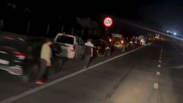 Mumbai-Nagpur Highway Sees Bizarre Incident, Over 50 Cars Punctured Due To Iron Board