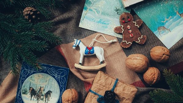 Best Christmas Messages, Quotes, And Greeting Card Wishes To Share