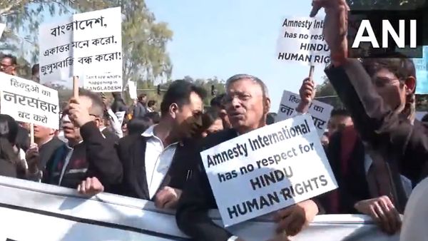 WATCH - Protests Erupt In Delhi Over Attacks On Hindus In Bangladesh