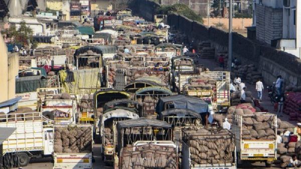 Why Maharashtra Onion Farmers Are Demanding Export Duty Removal?