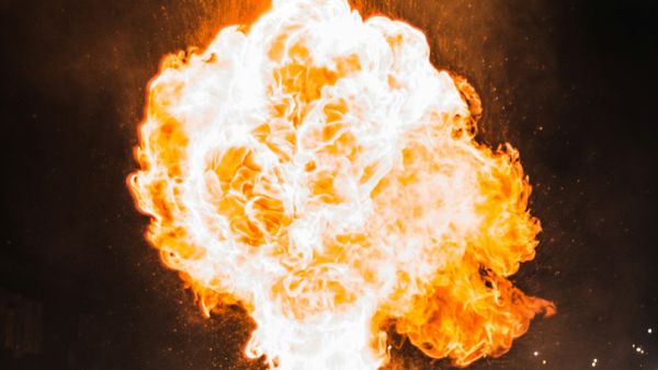 Delhi Fire Case: Najafgarh Factory Blast Injures Four Workers; Firefighters Battle Flames