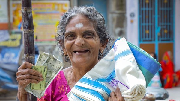 Pongal Gift In Ration Shop 2025: When Will Coupons Be Issued By Tamil Nadu Govt? Likely Date