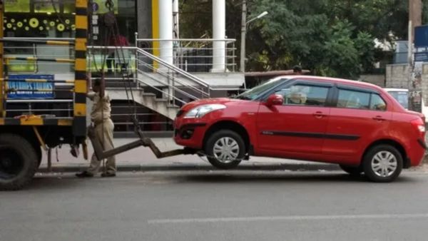 Bengaluru Resumes Towing of Illegally Parked Vehicles Across 22 Corridors And 75 Junctions