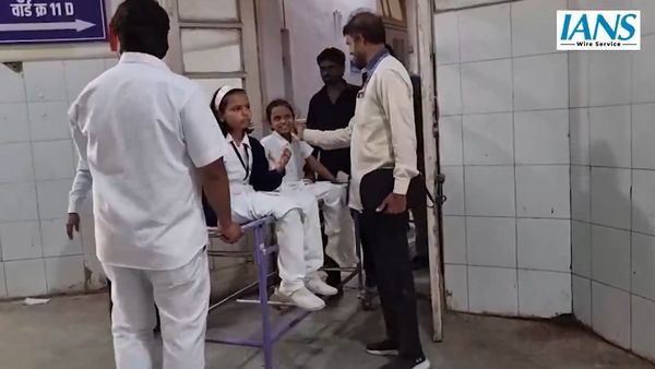 Angry Bull Runs Rampant, Injures Several Children At School In Chhatrapati Sambhaji Nagar