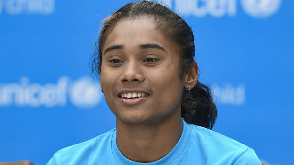 Maha Kumbh 2025: Ace Sprinter Hima Das Takes Dip In Ganga