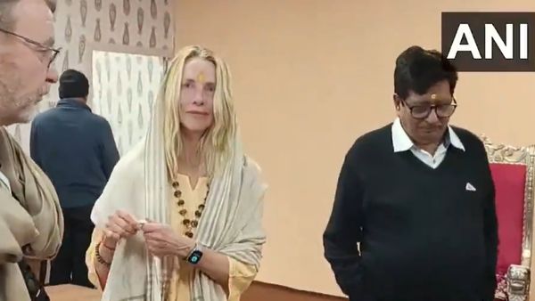 Why Steve Jobs' Wife Laurene Powell Was Not Allowed To Touch Shiv Ling In Kashi Vishwanath Temple?