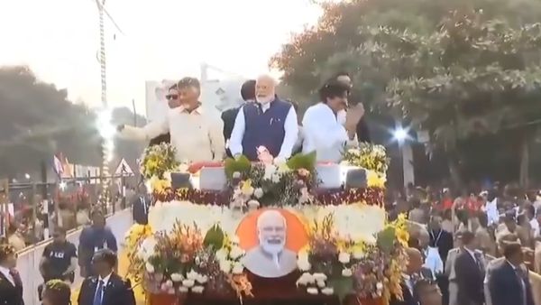 Visakhapatnam Roadshow: PM Modi Joined by CM Naidu and Pawan Kalyan