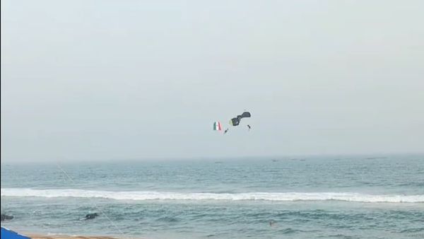 Naval Officers' Parachutes Entangle During Operational Rehearsal In Visakhapatnam - Watch