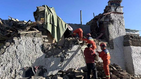 Tibet Earthquake Kills Over 120, Rescue Efforts Ongoing