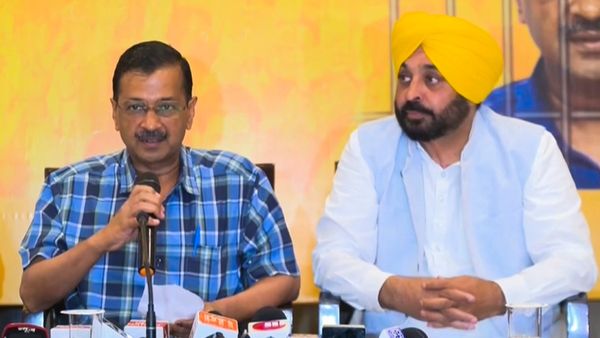 Delhi Election Defeat Review Meeting: AAP Chief Arvind Kejriwal To Meet CM Bhagwant Mann, Punjab MLAs