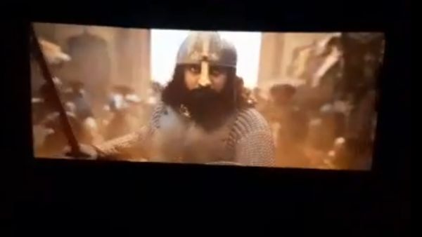 Chhaava Twitter Review: What Viewers Are Saying About Vicky Kaushal's Movie On X