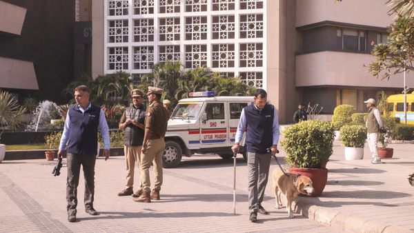 Delhi-NCR schools Receive Bomb Threats, Campuses Evacuated