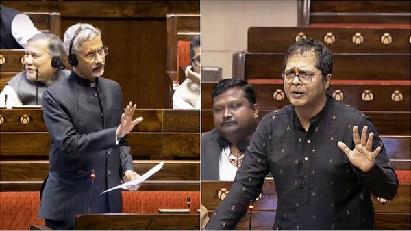 Opposition, Centre Lock Horns Over Deportation Of Indians From US: 