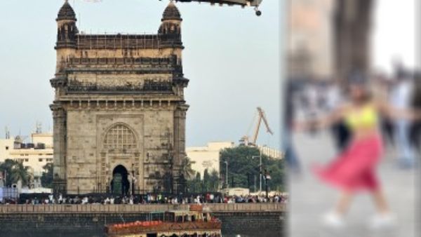 Mumbai Viral Video: Woman In Bra And Towel Dances At Gateway Of India, Netizens React