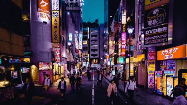 Japanese Police Academy Trains Male Officers Makeup Skills—Check Inside Why