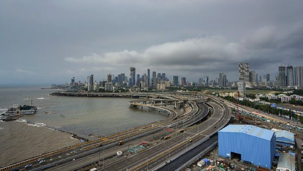 Marine Drive Racing: Residents Demand Action Against Reckless Bikers