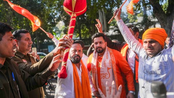 Delhi: BJP To Form SIT To Probe Corruption Cases At First Cabinet Meeting