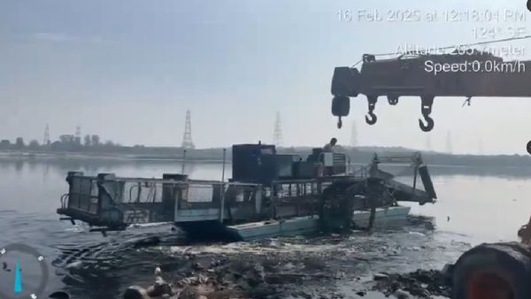 Clean Yamuna Drive Begins; Delhi LG VK Saxena Shares Videos, Shows Machines Deployed Near Banks