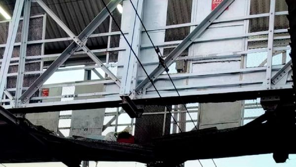 Mumbai’s Sion Bridge Delayed Again: Central Railway Lists 4 Major Roadblocks—Check Details Inside