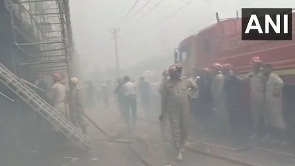 Delhi: Massive Fire Breaks Out In Shaheen Bagh Market's Footwear Showroom