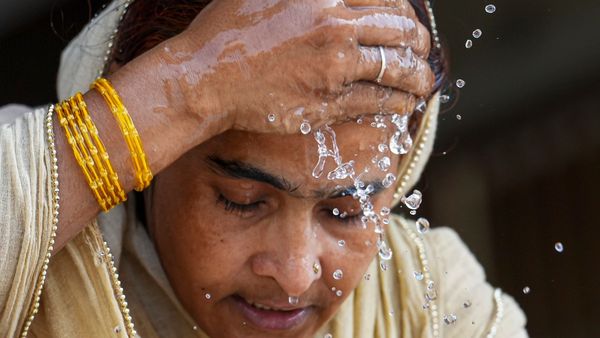 Mumbai & Pune Heatwave Alert: Temperatures Set To Soar; Find Out Which City Will Be Hotter?