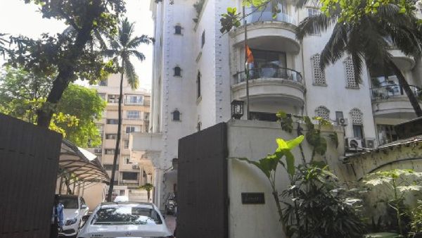 Andheri West Redevelopment: Maharashtra Govt To Shift AAI Towers, Raise Height Limits
