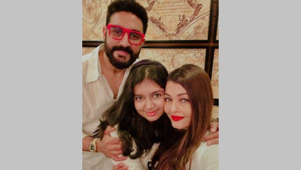 Aishwarya-Abhishek Divorce Buzz Fizzles Out After Candid Anniversary Post; Fans Say Queen Shuts Gutter Mouth