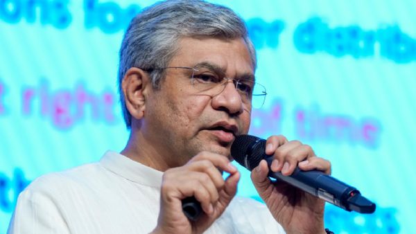 Mumbai Local Railway Stations To Decongest Soon: Here’s What’s Changing At 36 Stations