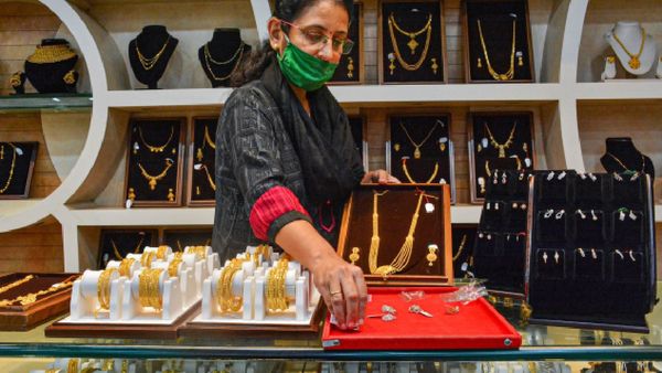 Gold Today Rate, 21 April: Check 18, 22 and 24 Carat Gold Prices Bengaluru, Chennai, Delhi And Other Cities